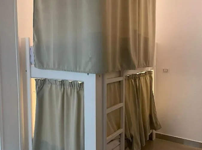 بيت شباب Serafy Center For Foreigners Adults Only *