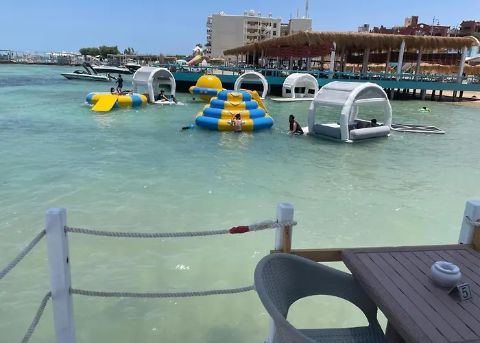 Serafy Center For Foreigners Adults Only بيت شباب الغردقة